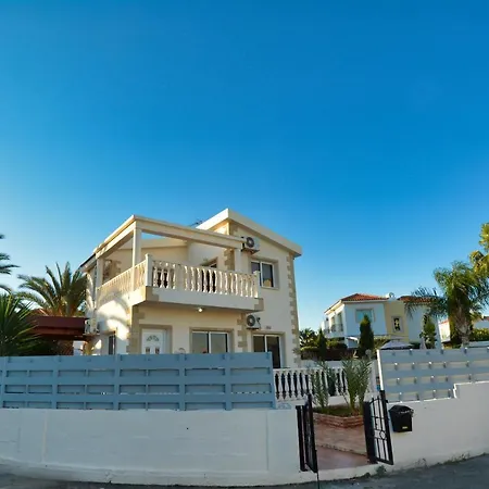 Vilă Thalia Ayia Napa